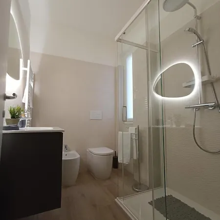 Casa Bianca, Vista Unica Sul Di דירה