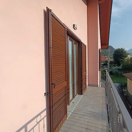 Casa Bianca, Vista Unica Sul Di Appartamento