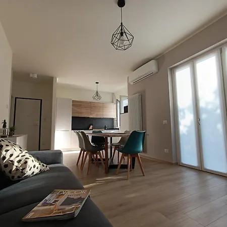 Lägenhet Casa Bianca, Vista Unica Sul Di Dervio