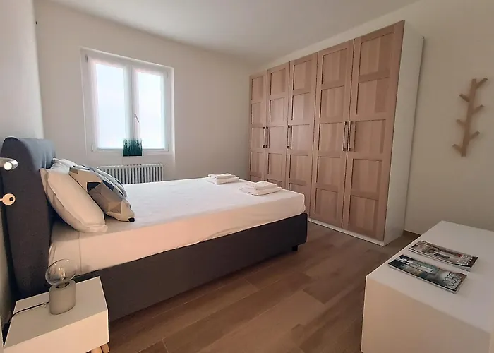 Casa Bianca, Vista Unica Sul Di Lägenhet Dervio