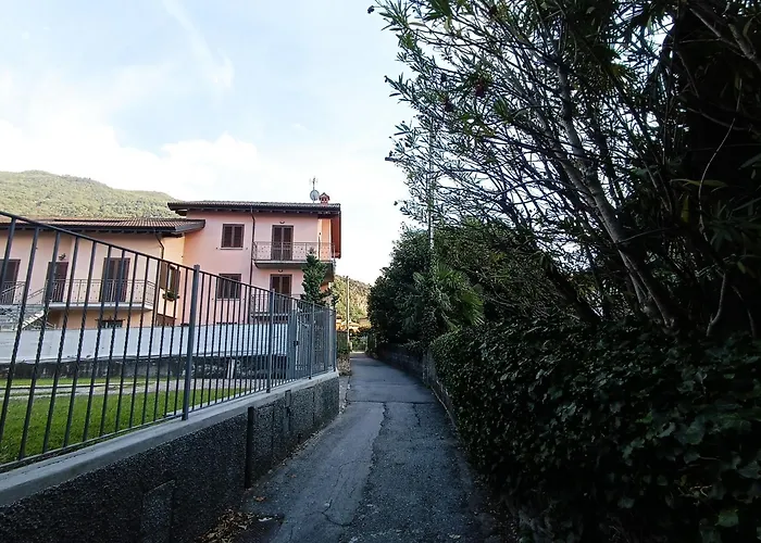 Casa Bianca, Vista Unica Sul Di * Dervio