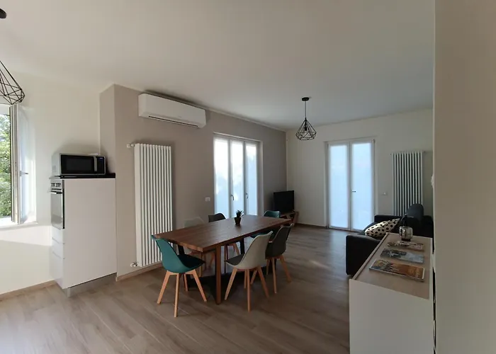 Casa Bianca, Vista Unica Sul Di *