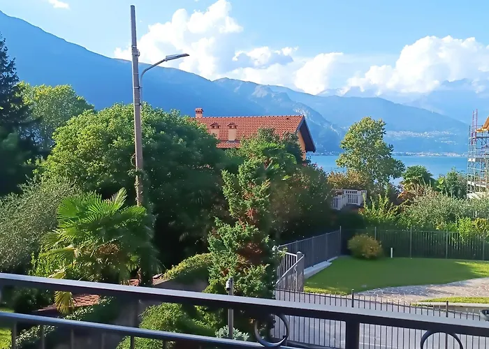 Casa Bianca, Vista Unica Sul Di Dervio