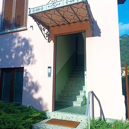Apartamento Casa Bianca, Vista Unica Sul Di Dervio