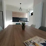 Casa Bianca 1 By Gottschalk アパート デルヴィオ