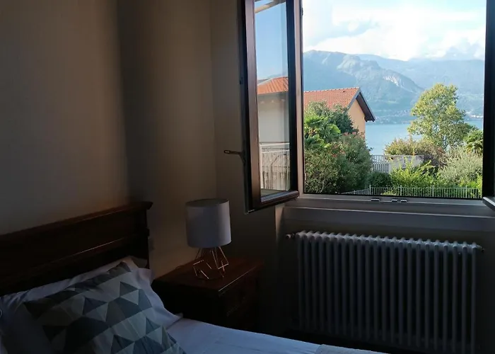 Casa Bianca, Vista Unica Sul Di Appartement Dervio